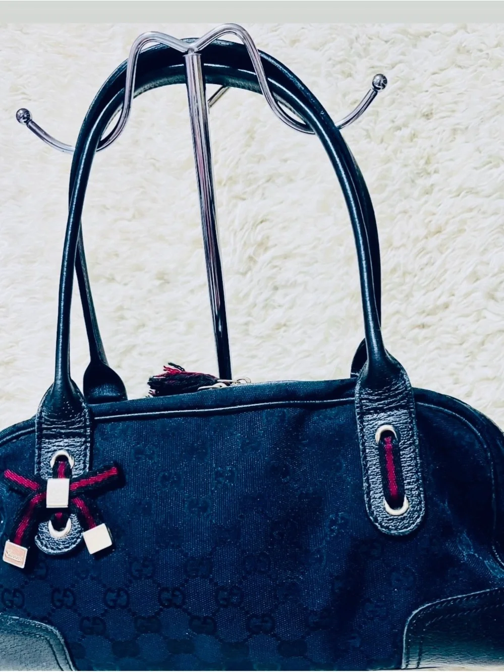 Gucci Black and Red Shoulder Bag with Signature Monogram